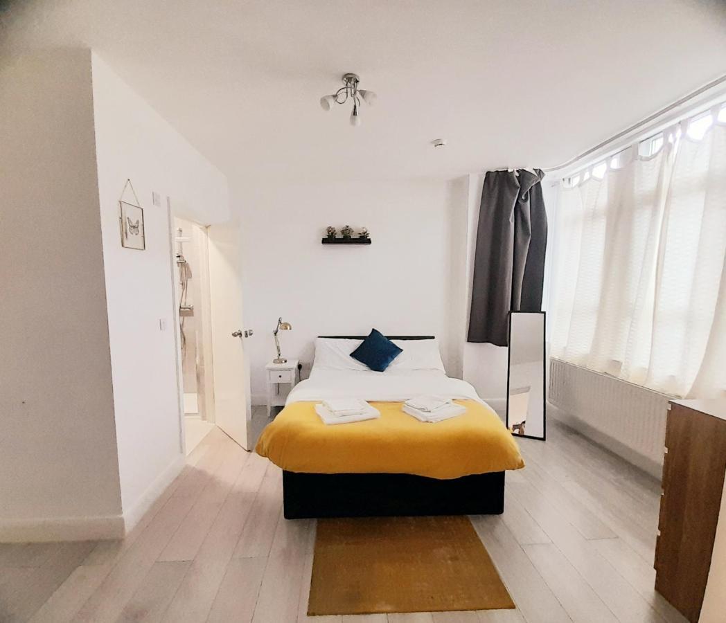 3Br 3Privateensuite - Close To Station - Parking Upon Request 에지웨어 외부 사진