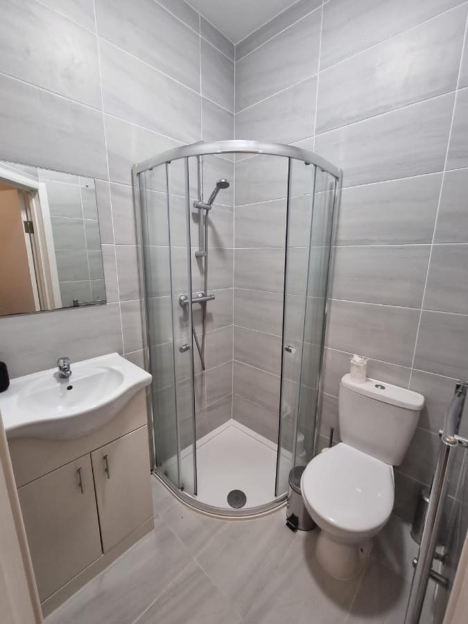 3Br 3Privateensuite - Close To Station - Parking Upon Request 에지웨어 외부 사진
